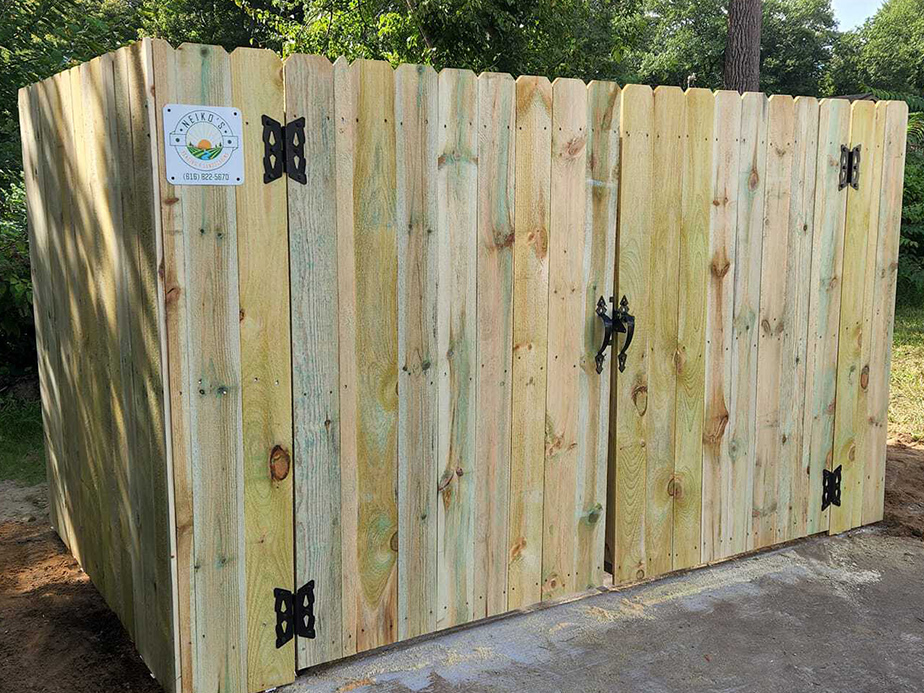 Commercial Fence Contractor in Grand Rapids