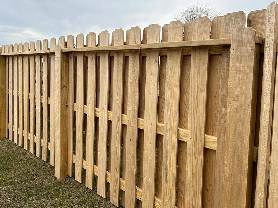 Residential Fence Contractor - Grand Rapids