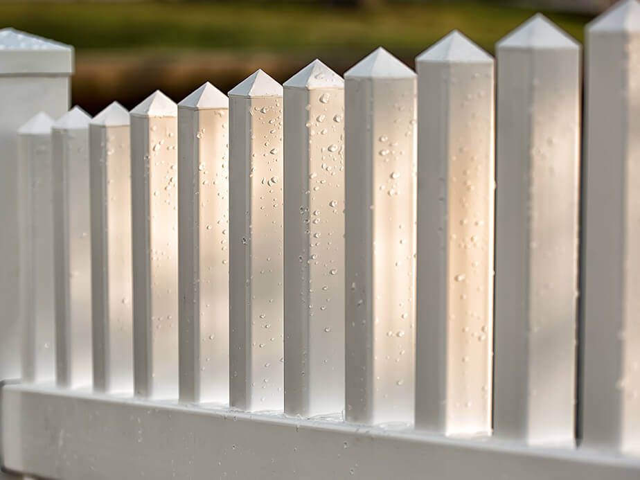 vinyl fence Cutlerville Michigan